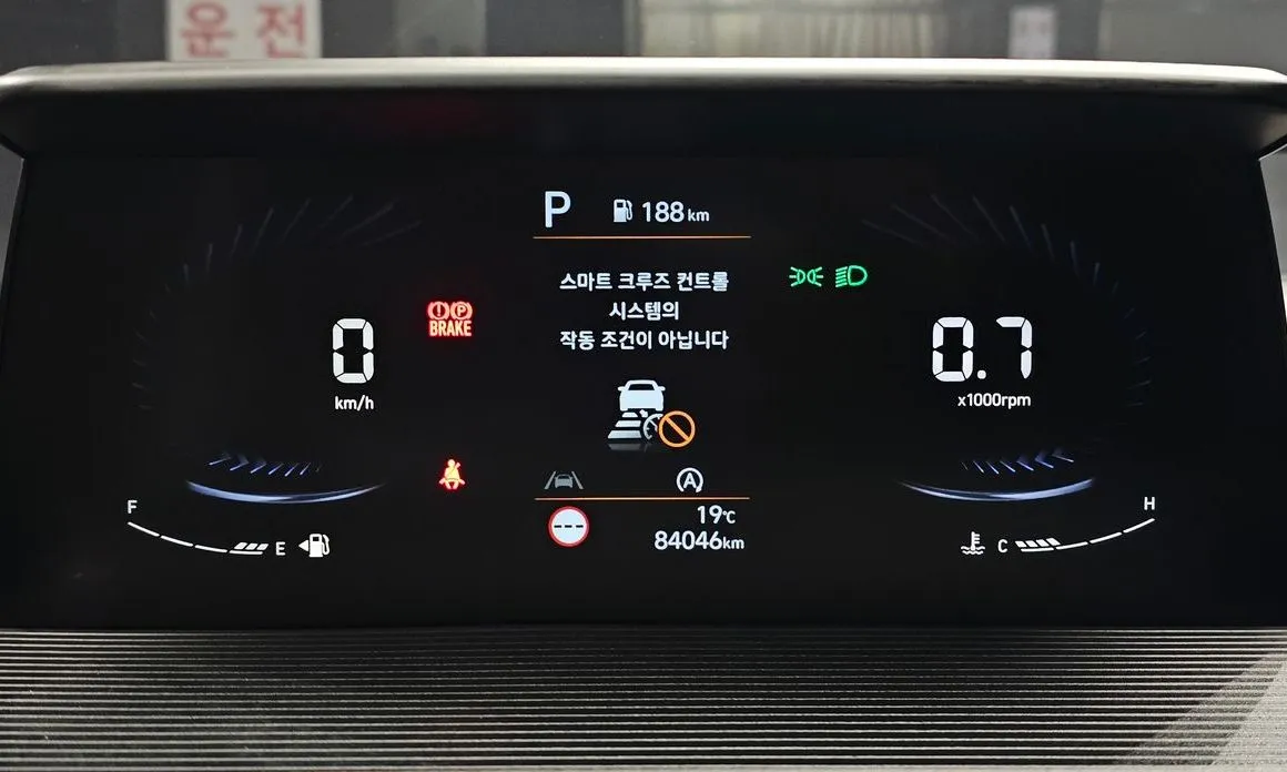 Hyundai Staria — фото 3