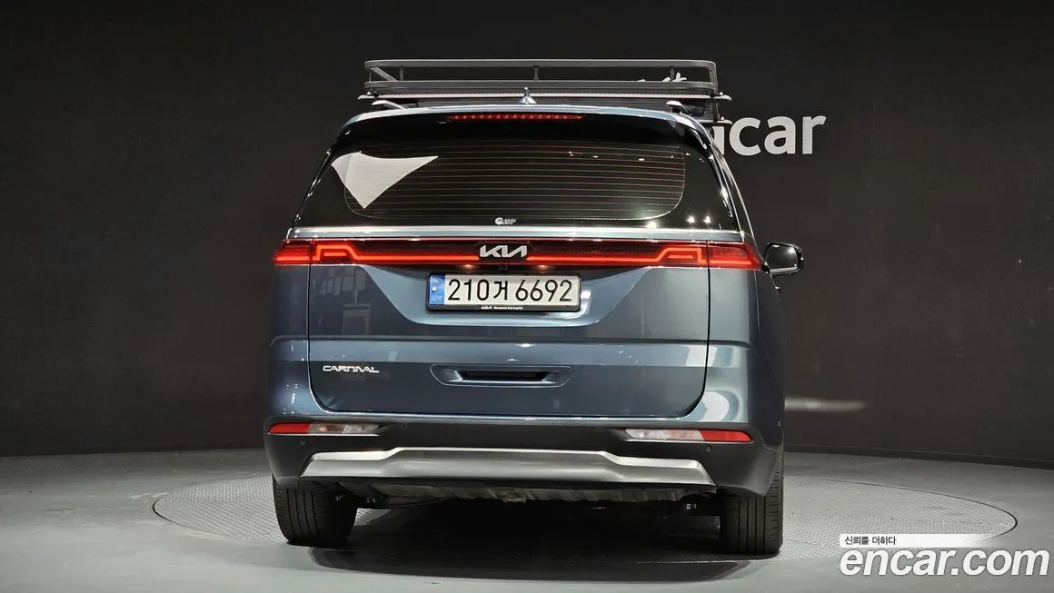 Kia Carnival — фото 2