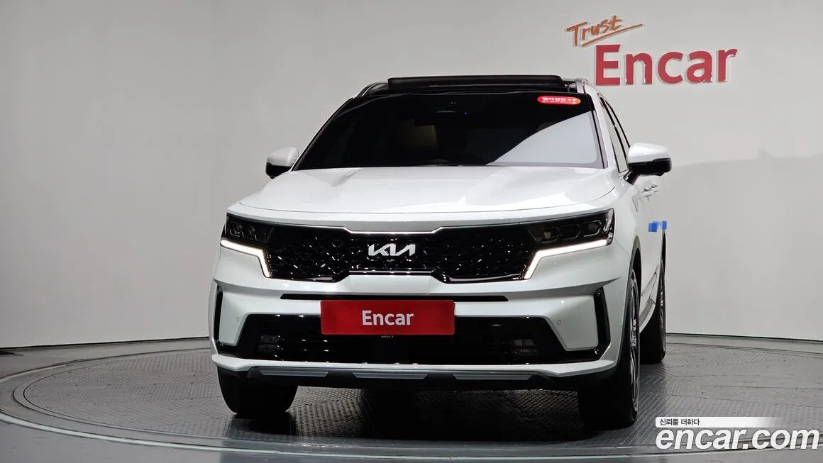 Kia Sorento — фото 3