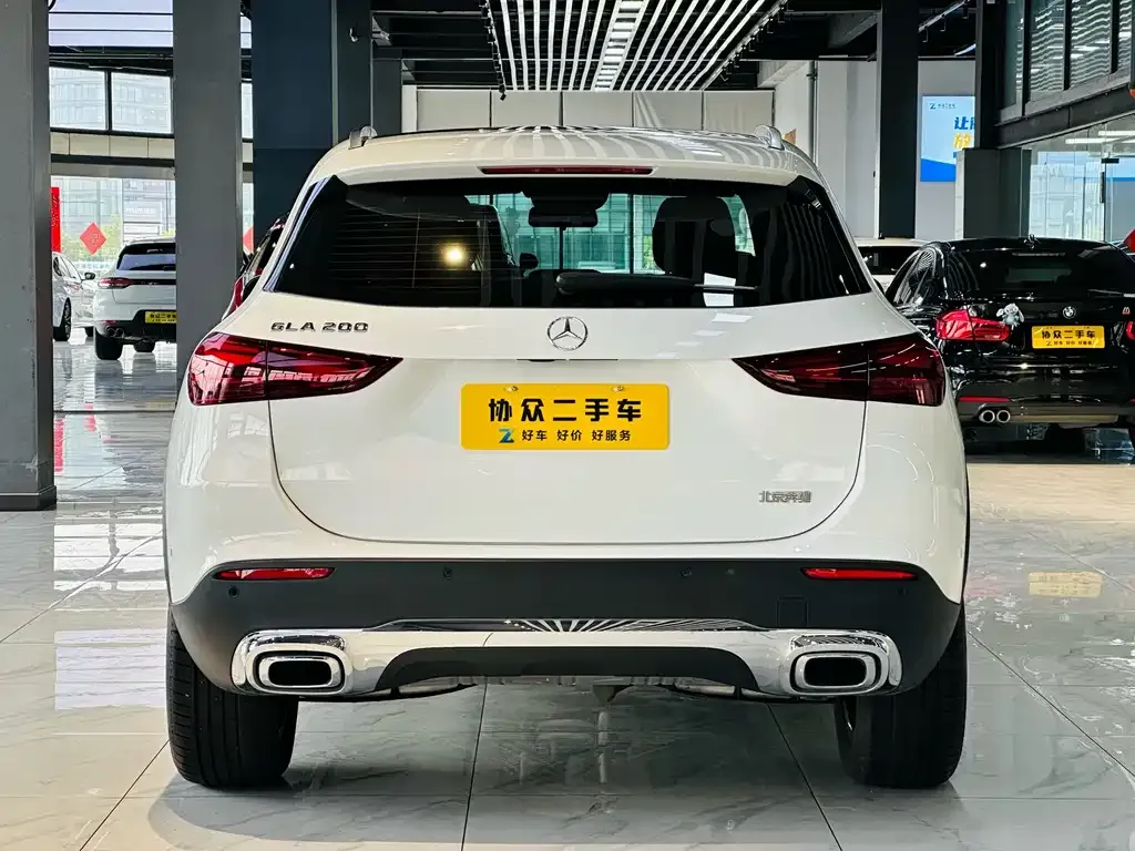 Mercedes-Benz GLA — фото 8