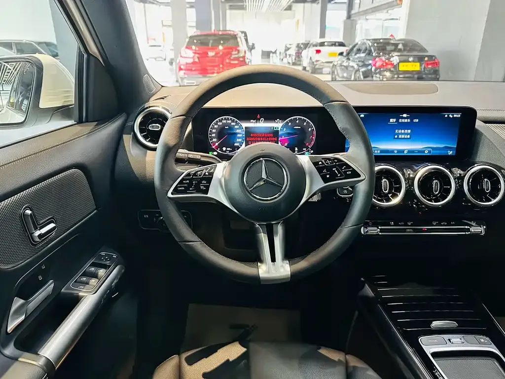 Mercedes-Benz GLA — фото 2
