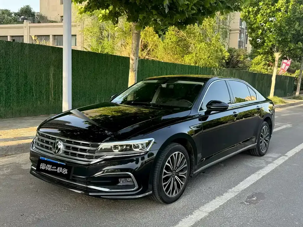 Volkswagen Phideon — фото 1