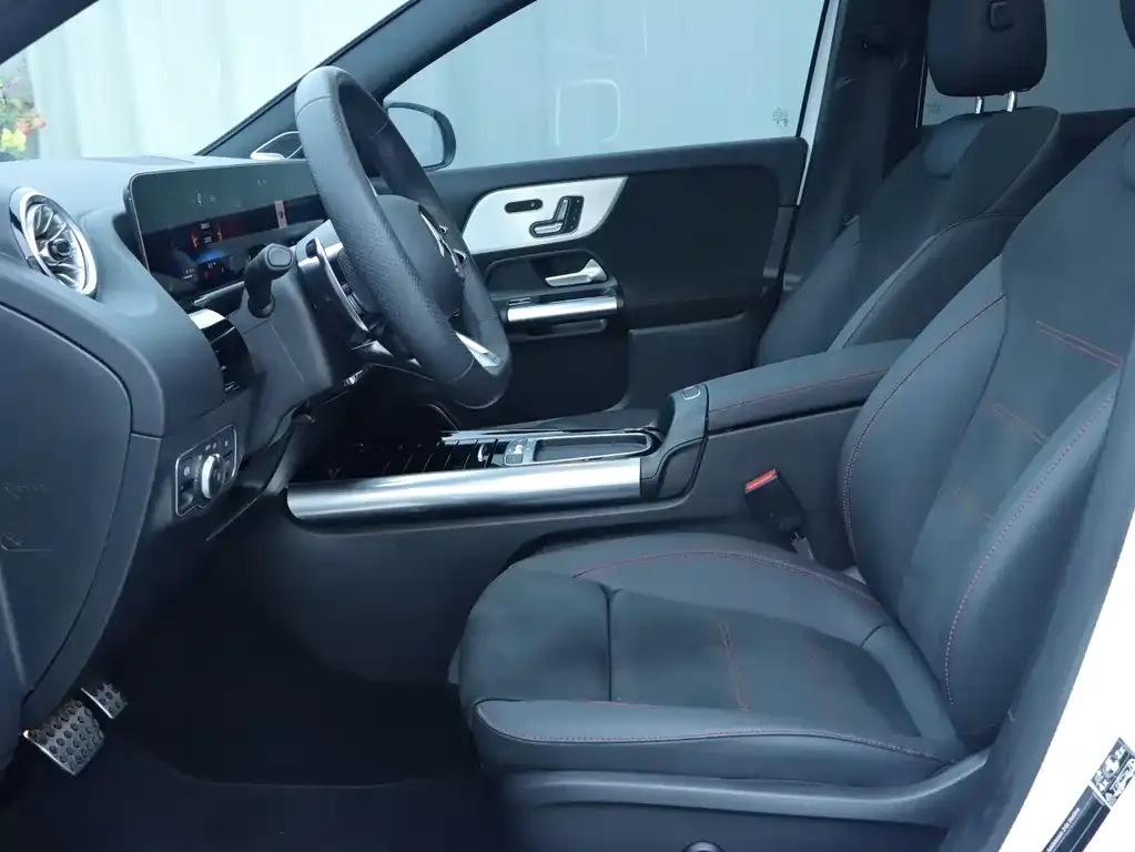 Mercedes-Benz GLA AMG — фото 7