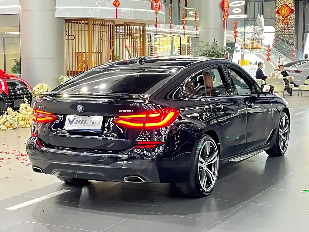 BMW 6 Series GT — фото 9
