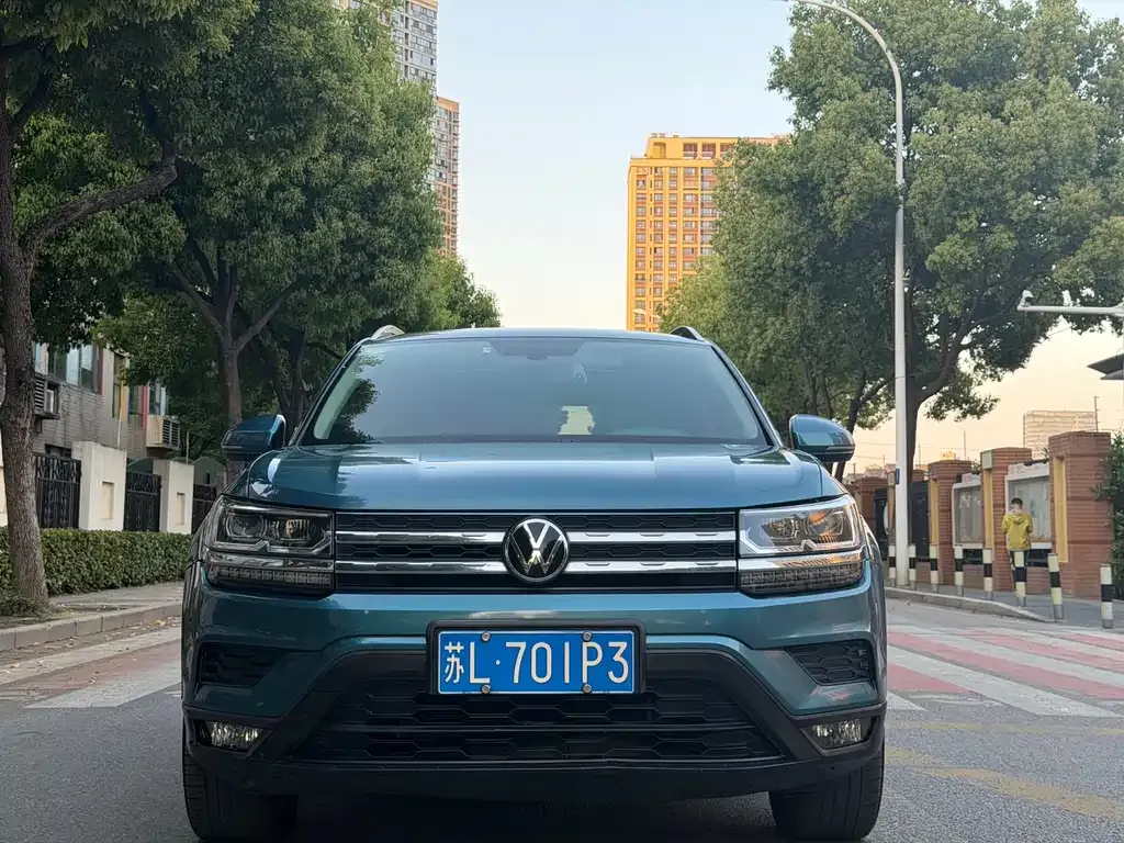 Volkswagen Tharu — фото 1