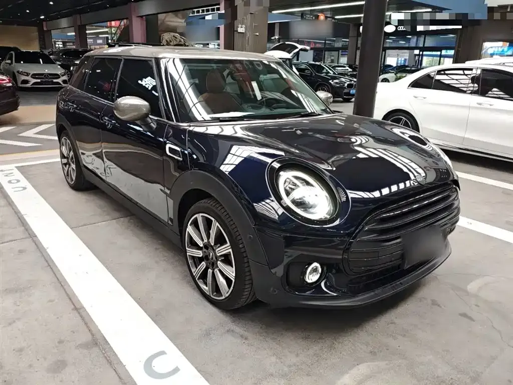 MINI Clubman — фото 8