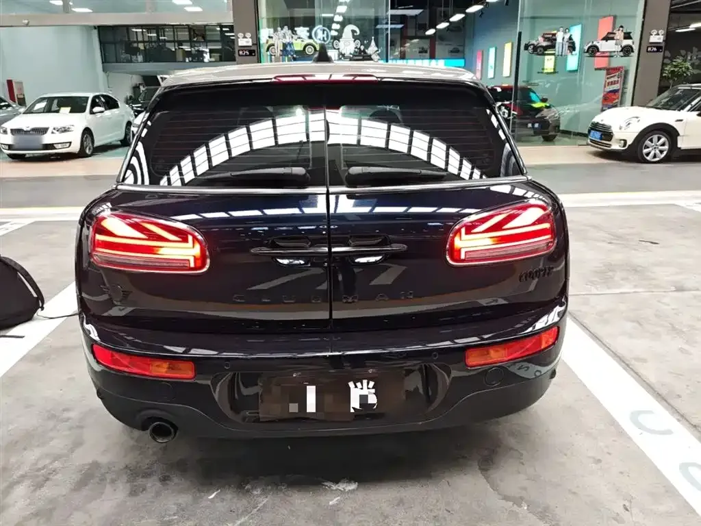 MINI Clubman — фото 4
