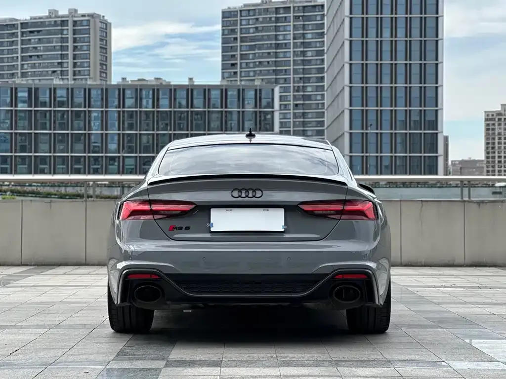 Audi RS 5 — фото 7