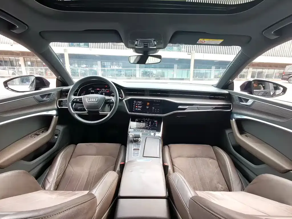 Audi A7L — фото 3