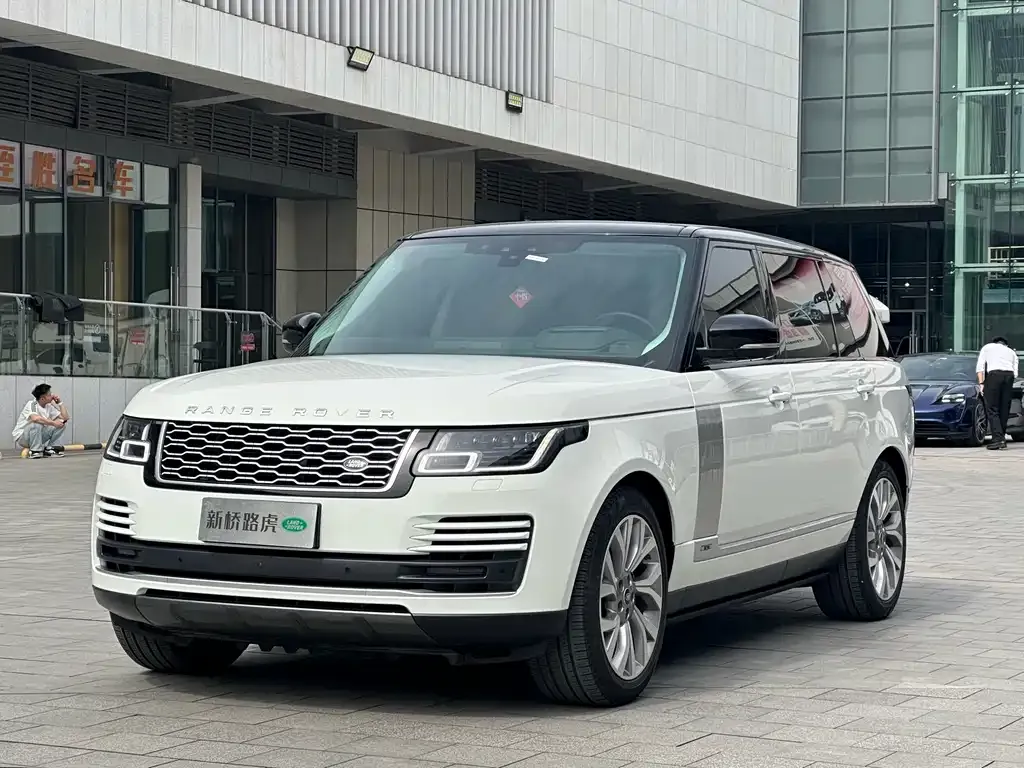 Land Rover Range Rover — фото 1