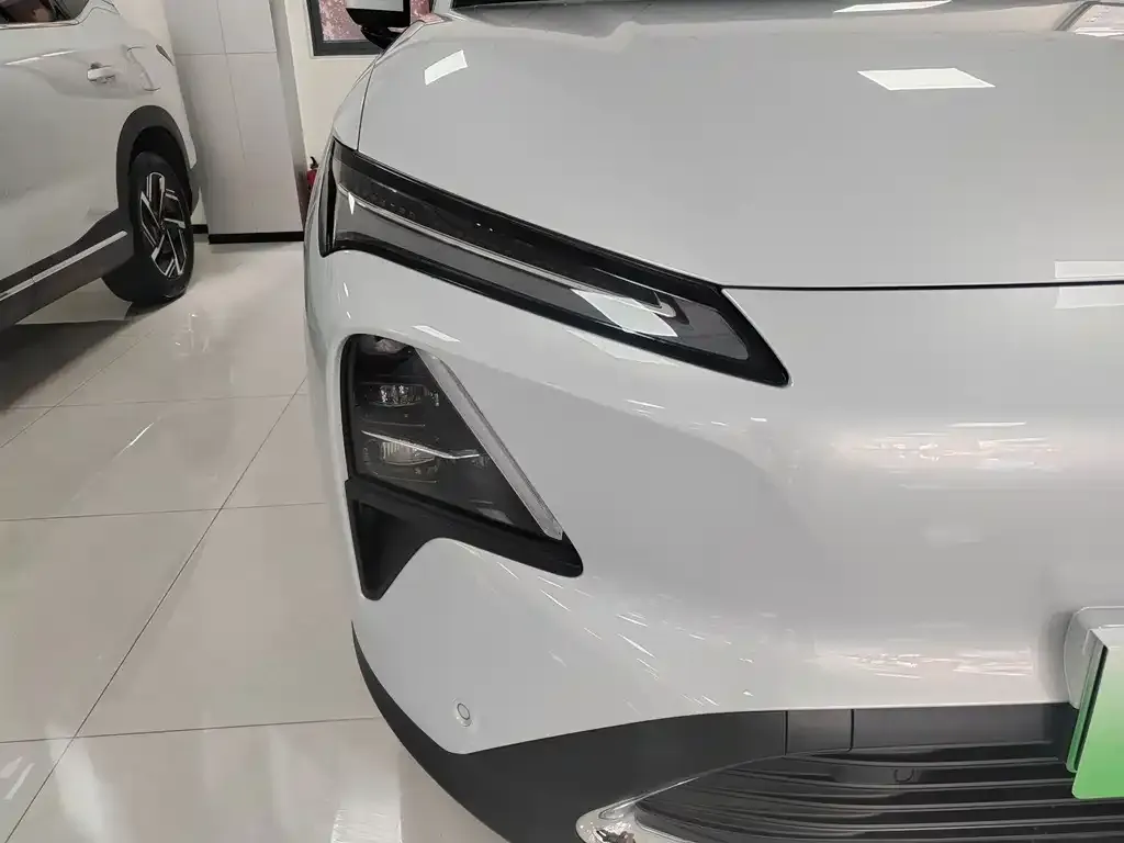 Wuling Xingguang S — фото 3