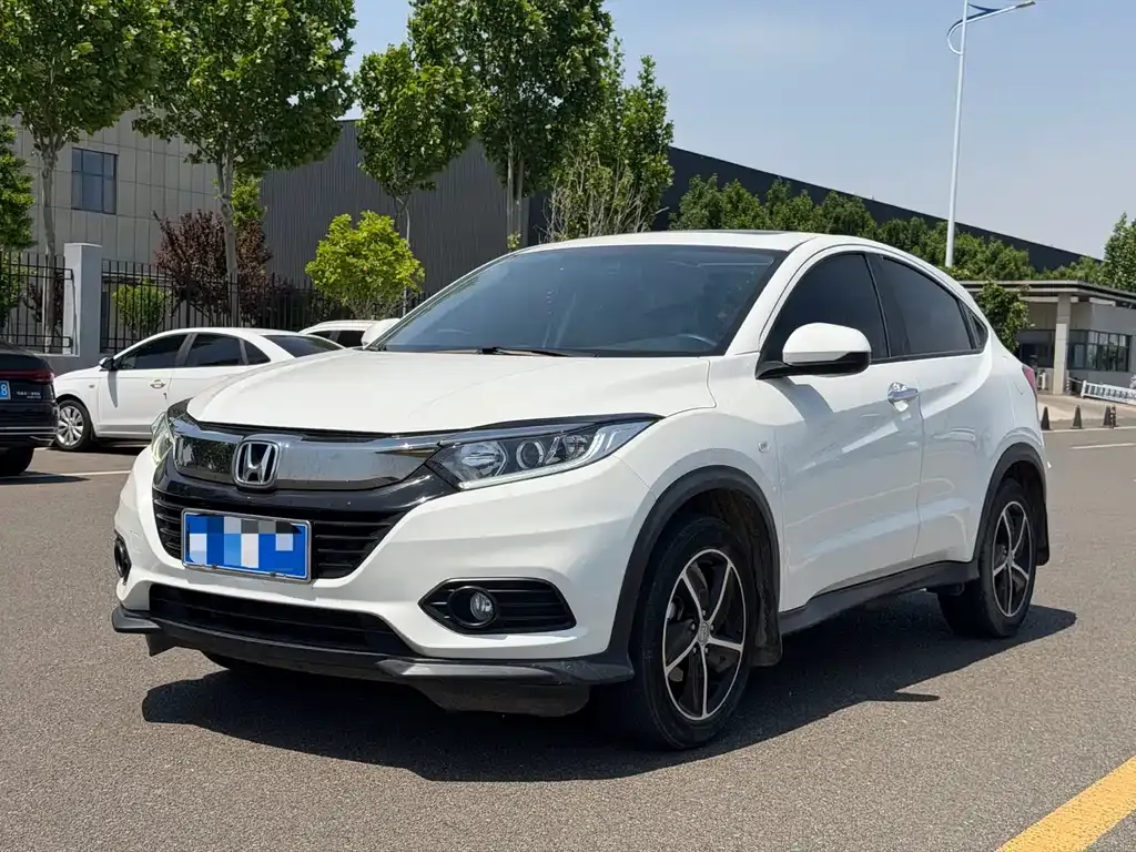 Honda Vezel — фото 1