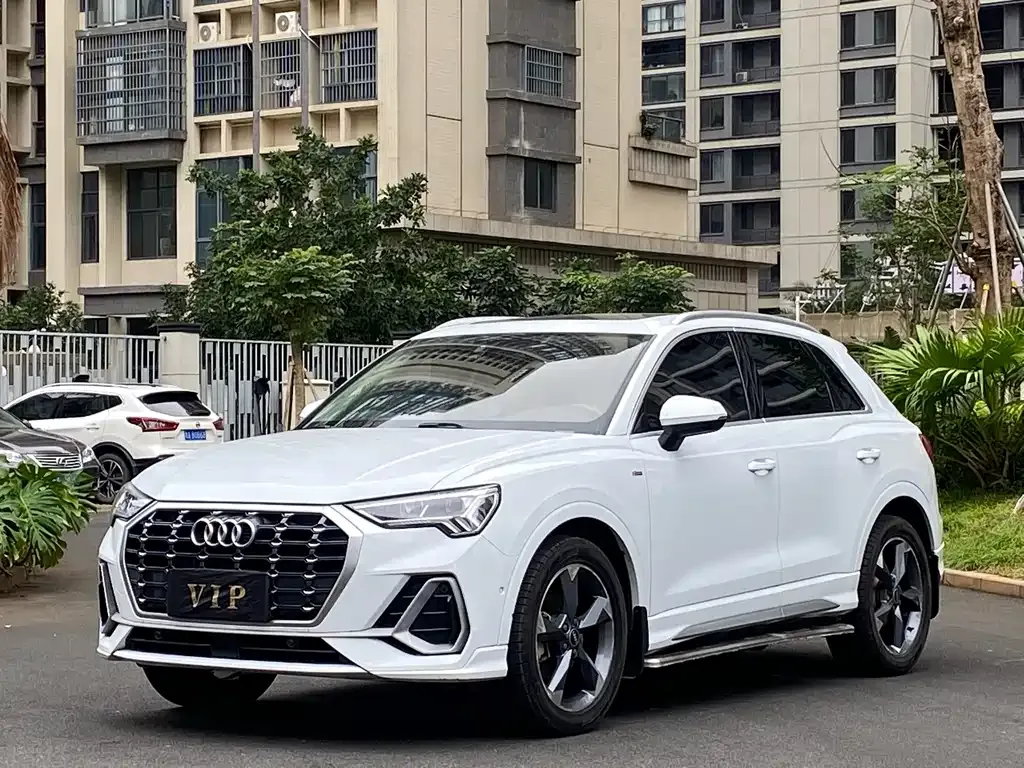 Audi Q3 — фото 6