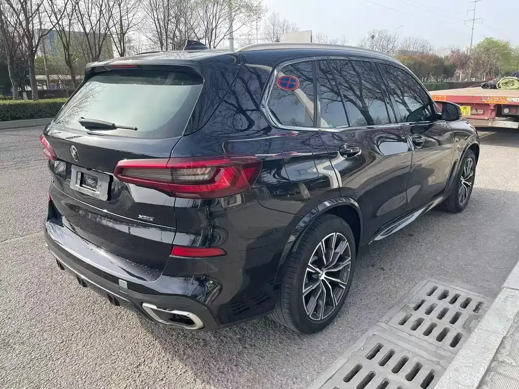 BMW X5 (Import) — фото 7