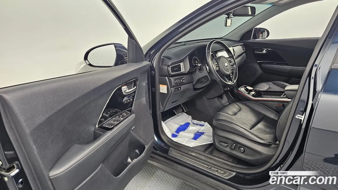 Kia Niro — фото 10