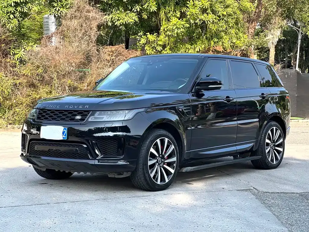 Land Rover Sport — фото 1