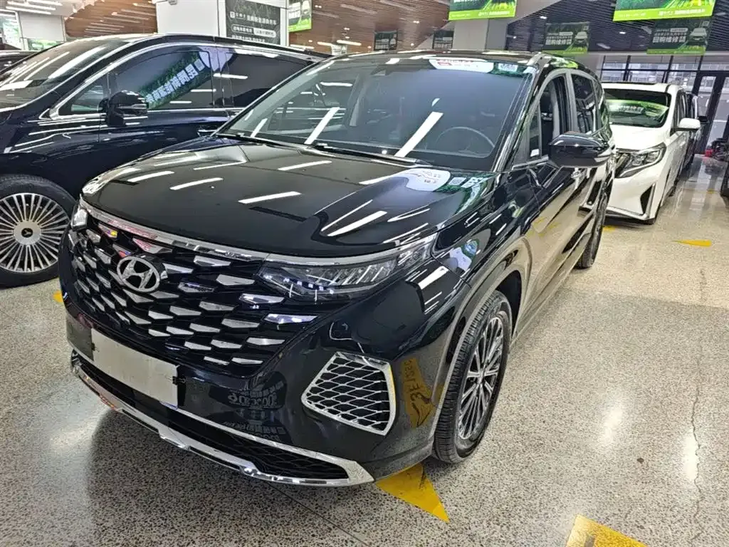 Hyundai Custo — фото 1