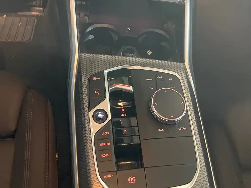BMW i3 — фото 10