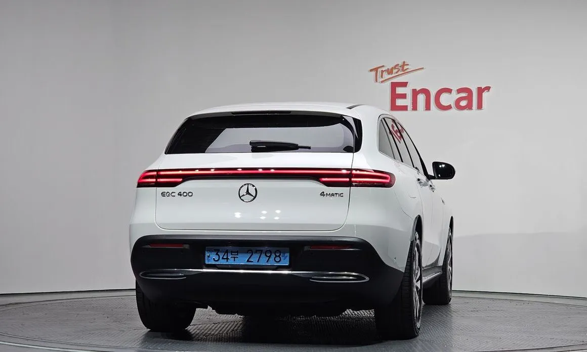 Mercedes-Benz EQC — фото 3