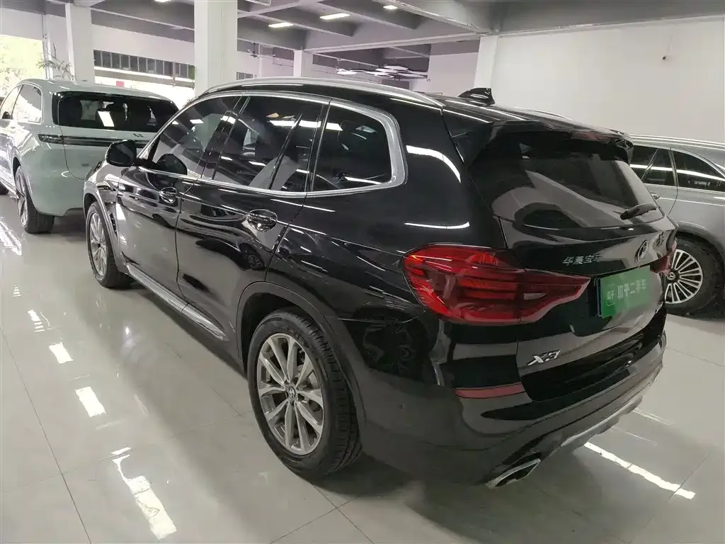 BMW X3 — фото 10