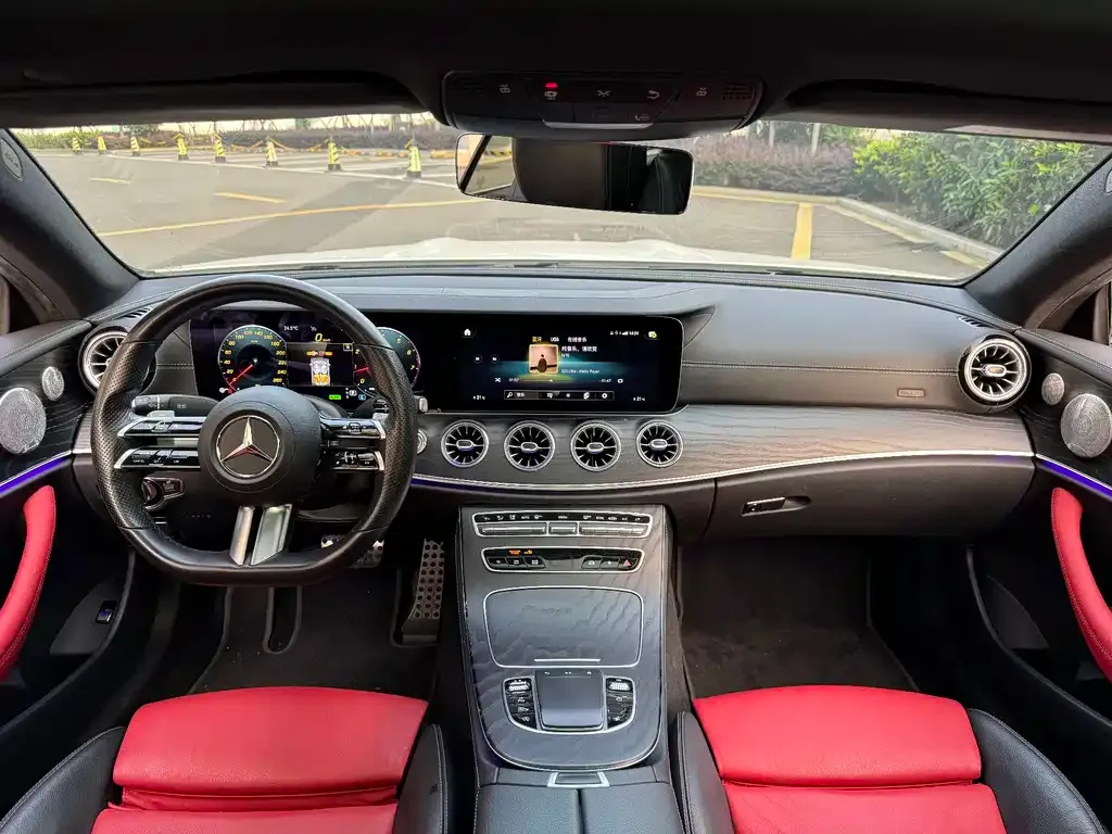 Mercedes-Benz E-Class (Import) — фото 4