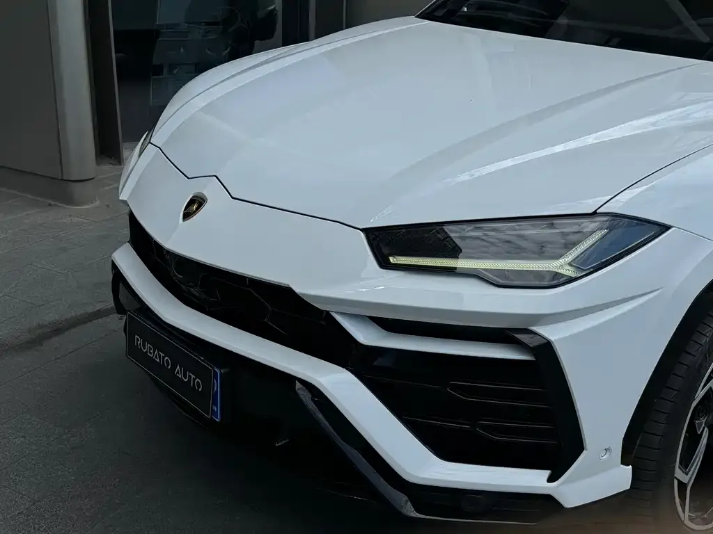 Lamborghini Urus — фото 3