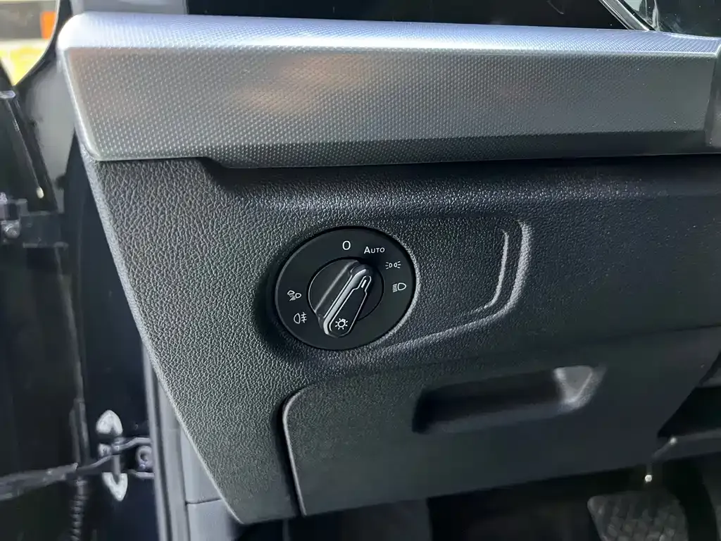 Volkswagen Passat — фото 10