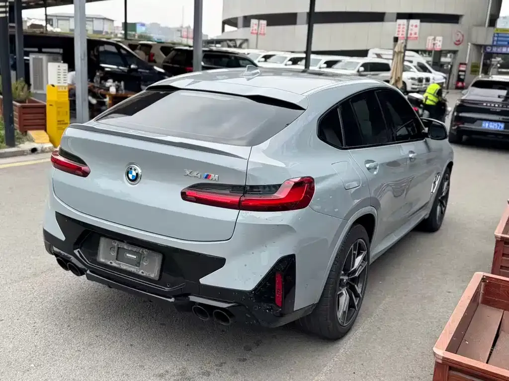 BMW X4 M — фото 9