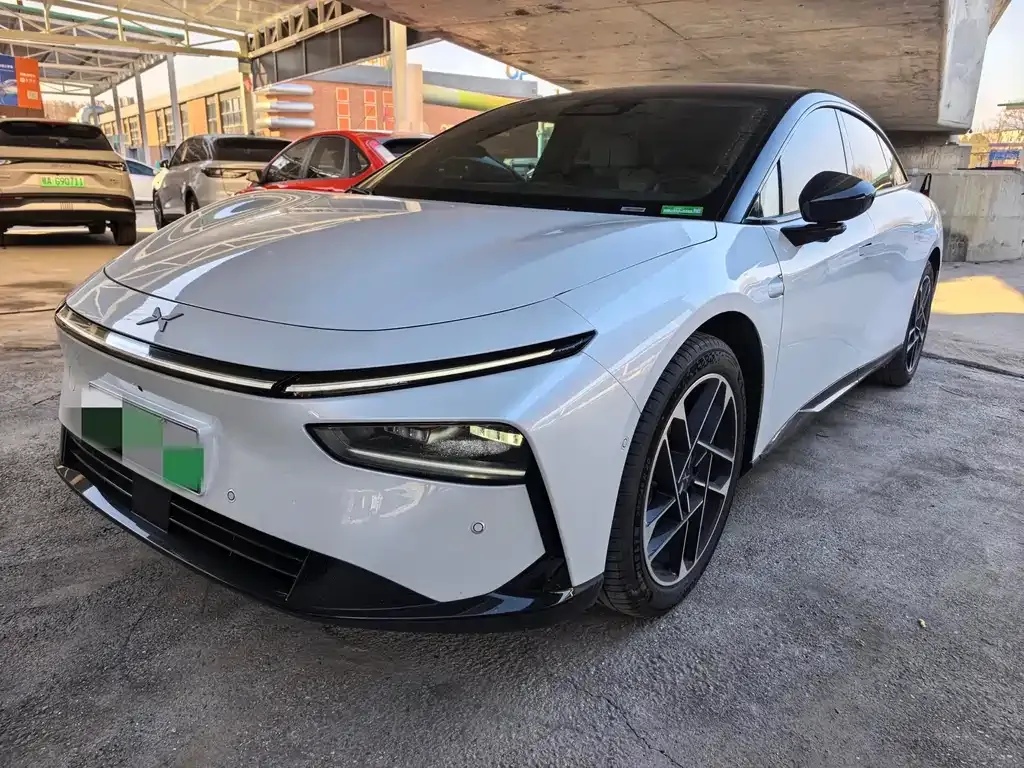 XPeng P7+ — фото 1