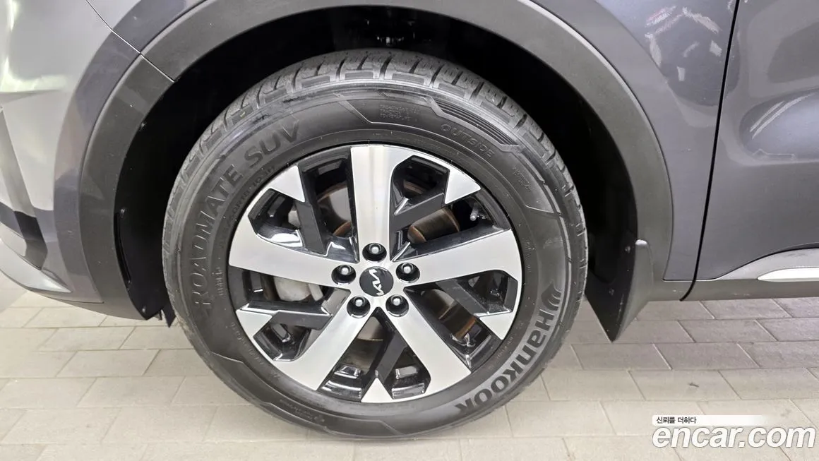 Kia Sorento — фото 3