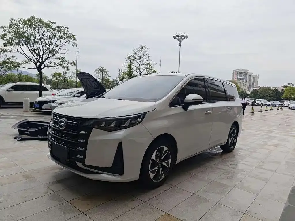 GAC Motor Trumpchi M6 — фото 1