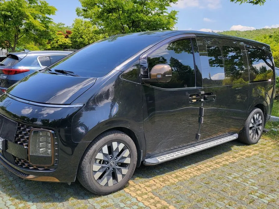 Hyundai Staria — фото 3
