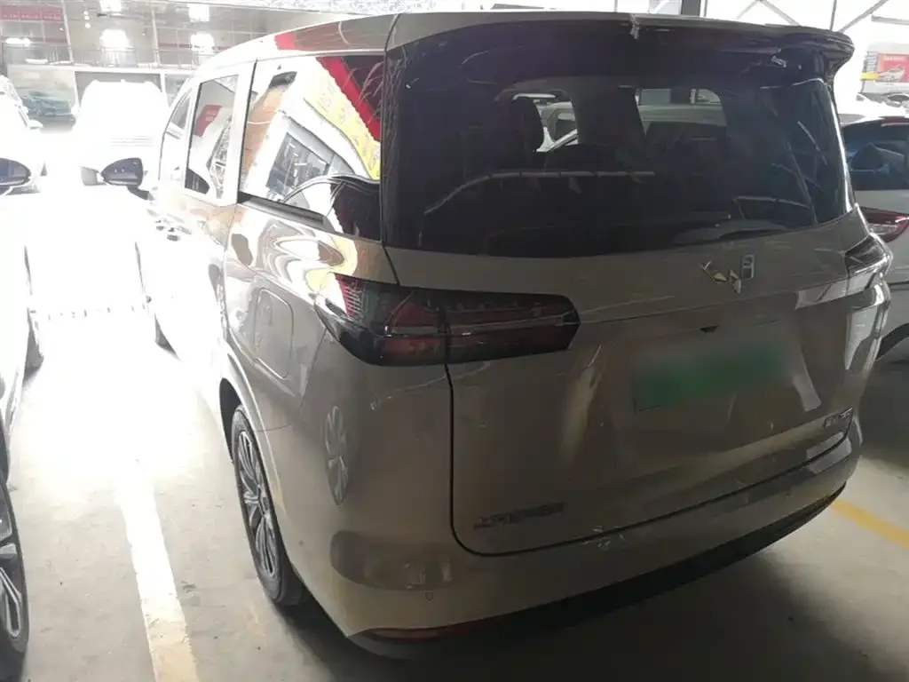 Wuling Starlight 730 New Energy — фото 4