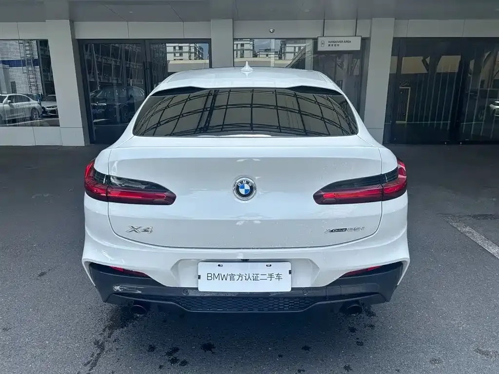 BMW X4 — фото 5