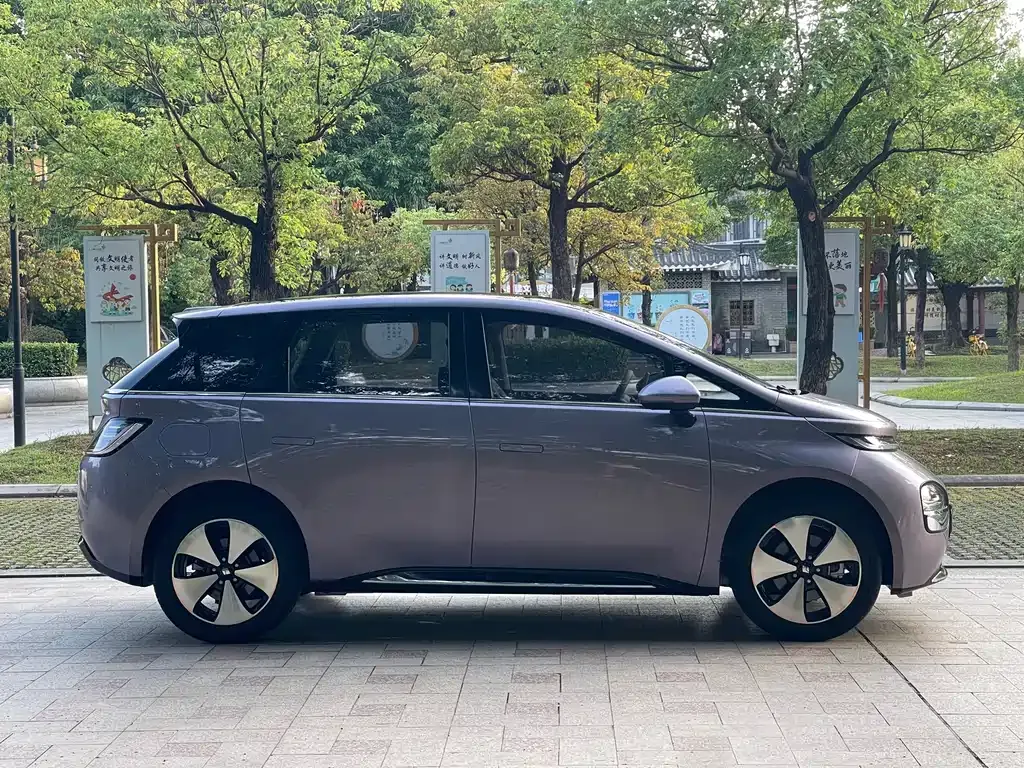 Baojun Yunduo — фото 9