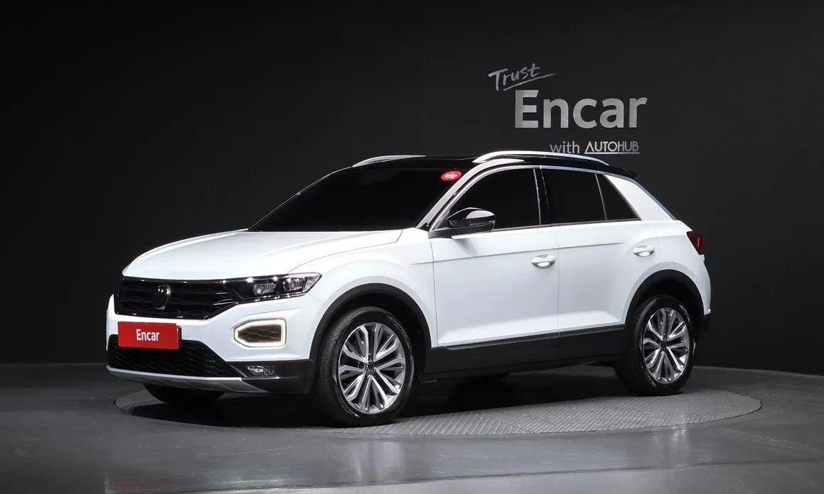 Volkswagen T-Roc — фото 1