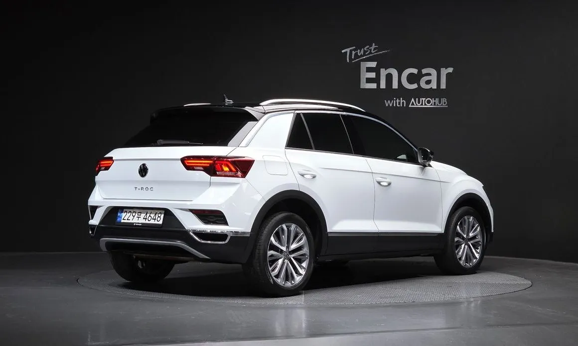 Volkswagen T-Roc — фото 4
