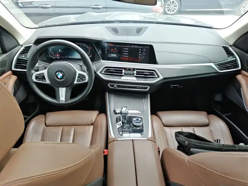 BMW X5 (Import) — фото 2