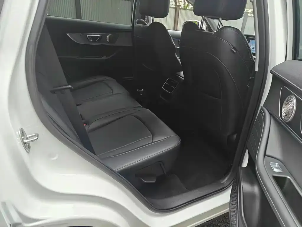 Chery Tiggo 8 PRO — фото 2