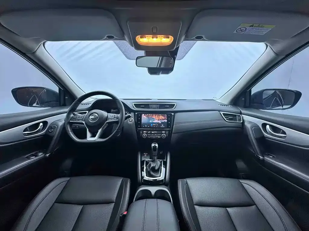 Nissan Qashqai — фото 10