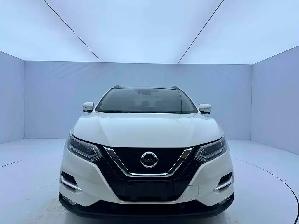 Nissan Qashqai — фото 4