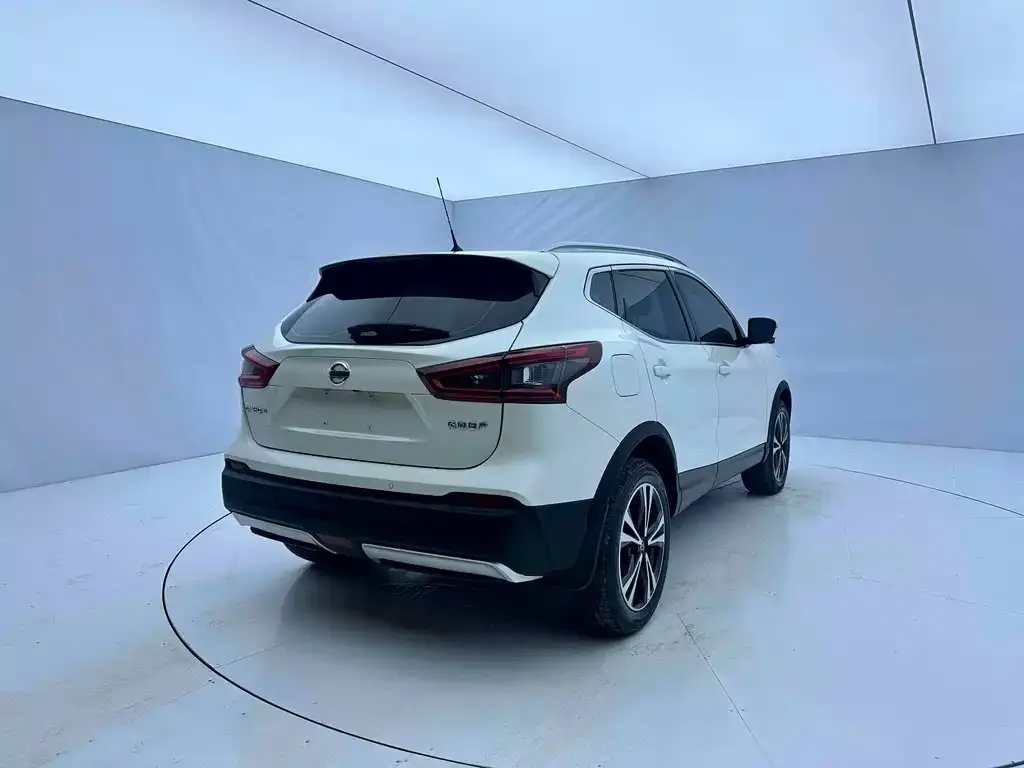 Nissan Qashqai — фото 3