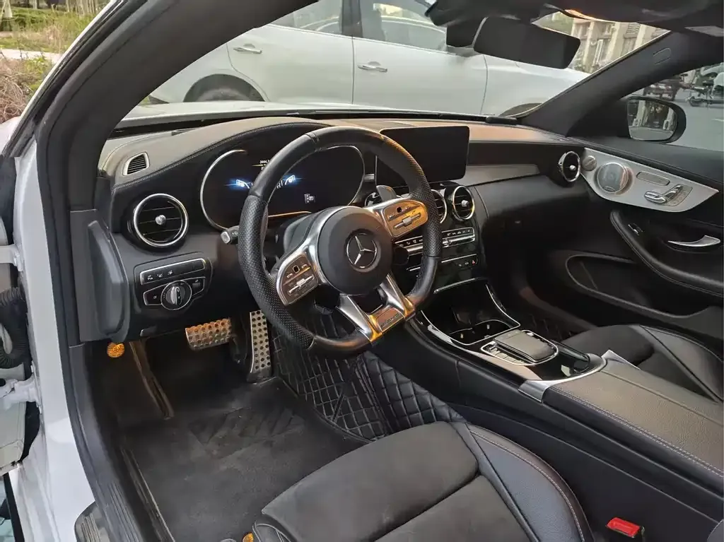 Mercedes-Benz C-Class AMG — фото 4