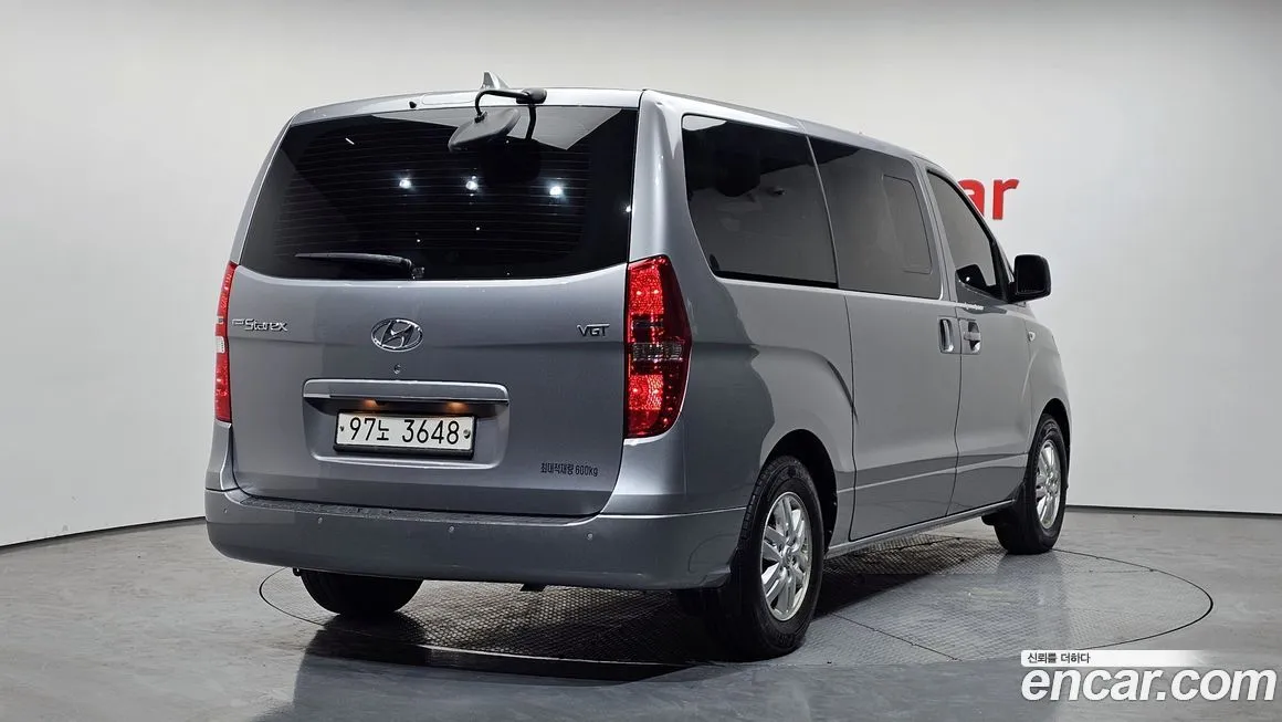 Hyundai Starex — фото 4