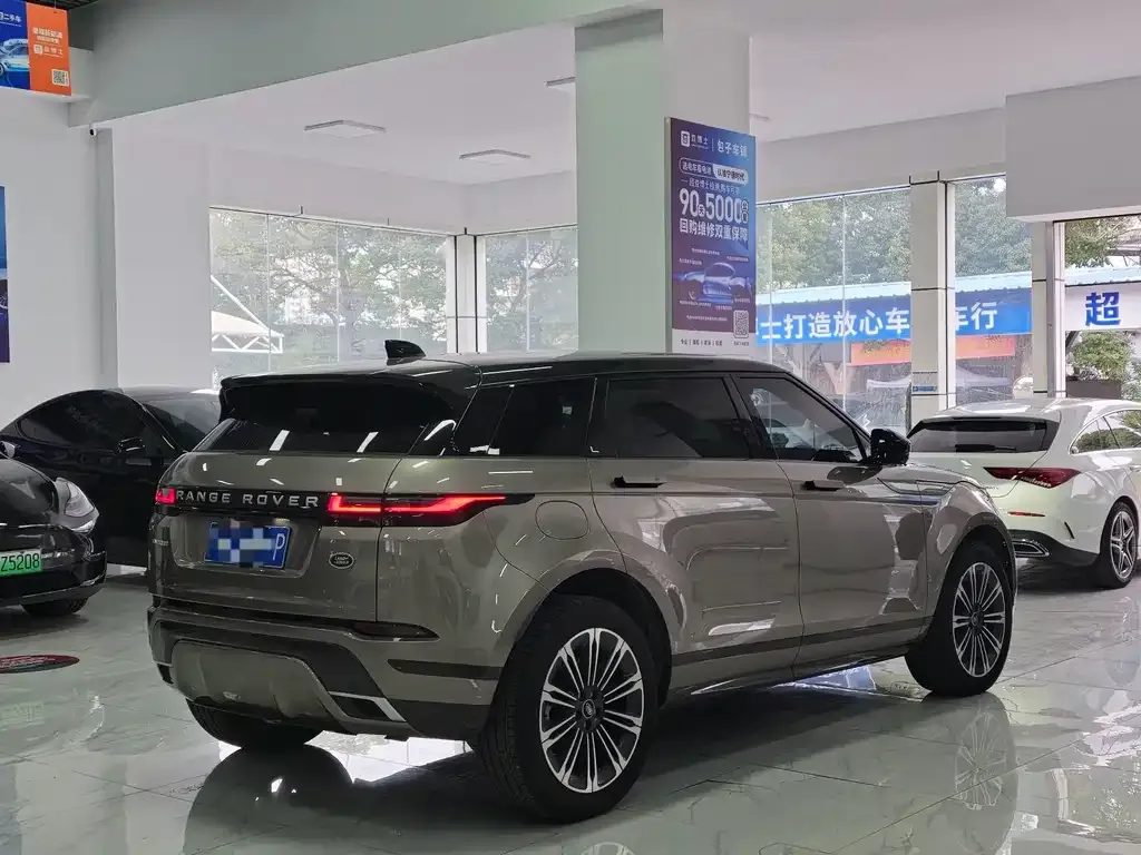 Land Rover Evoque — фото 4