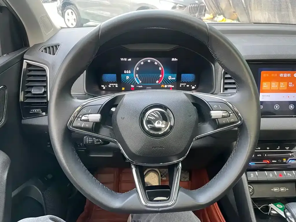 Skoda Karoq — фото 3