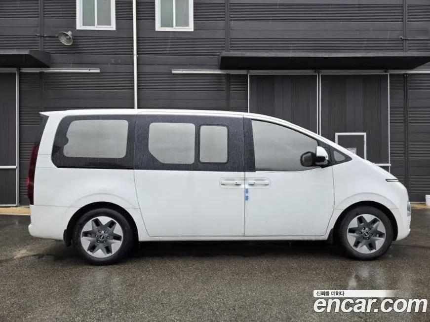 Hyundai Staria — фото 10
