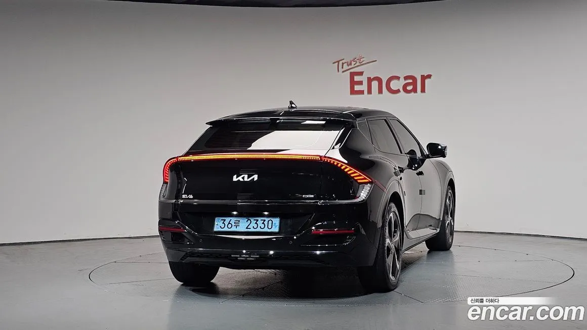 Kia EV6 — фото 2