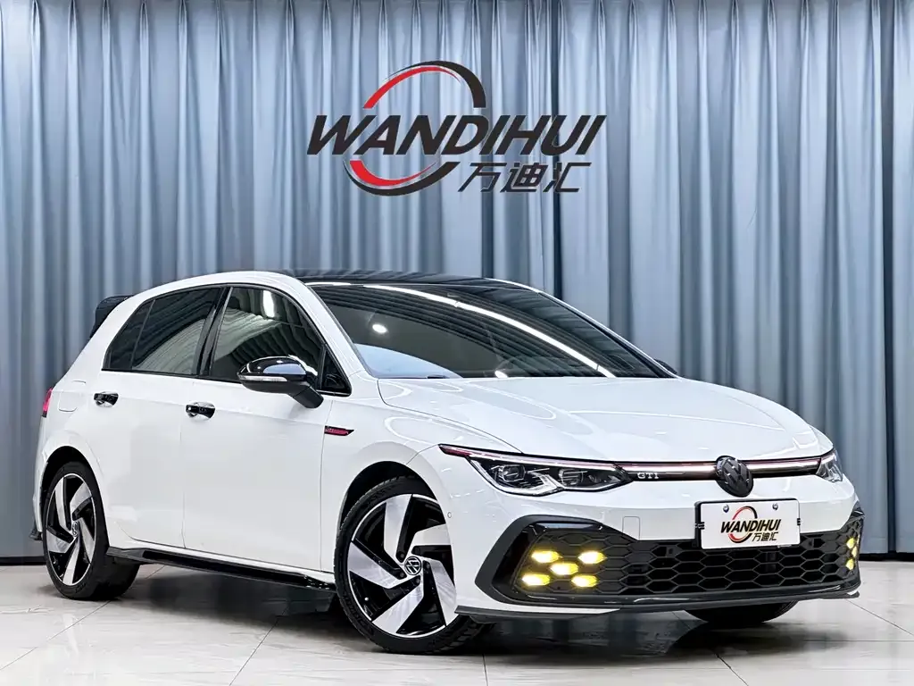 Volkswagen Golf GTI — фото 4