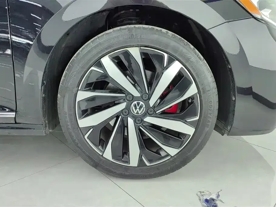 Volkswagen Passat — фото 5
